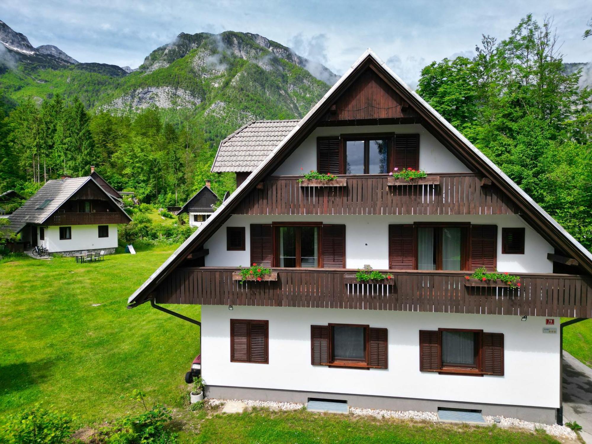 Sobe In Apartmaji Pri Ukcu Bohinj Exterior photo